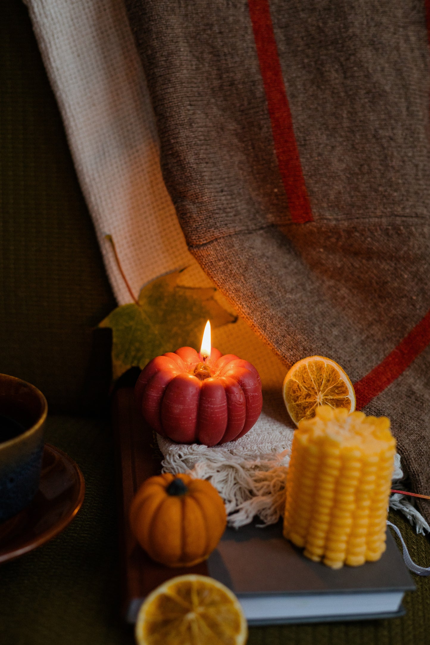 Corn cob candle with natural beeswax texture—unique festive gift idea